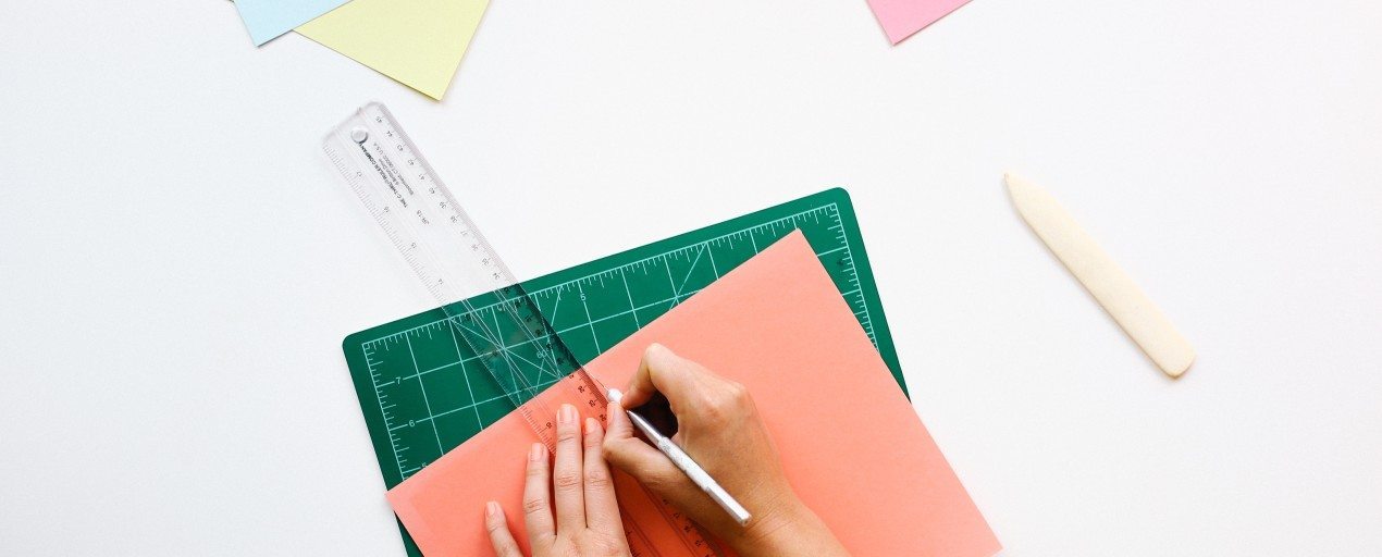 desk-office-pen-ruler